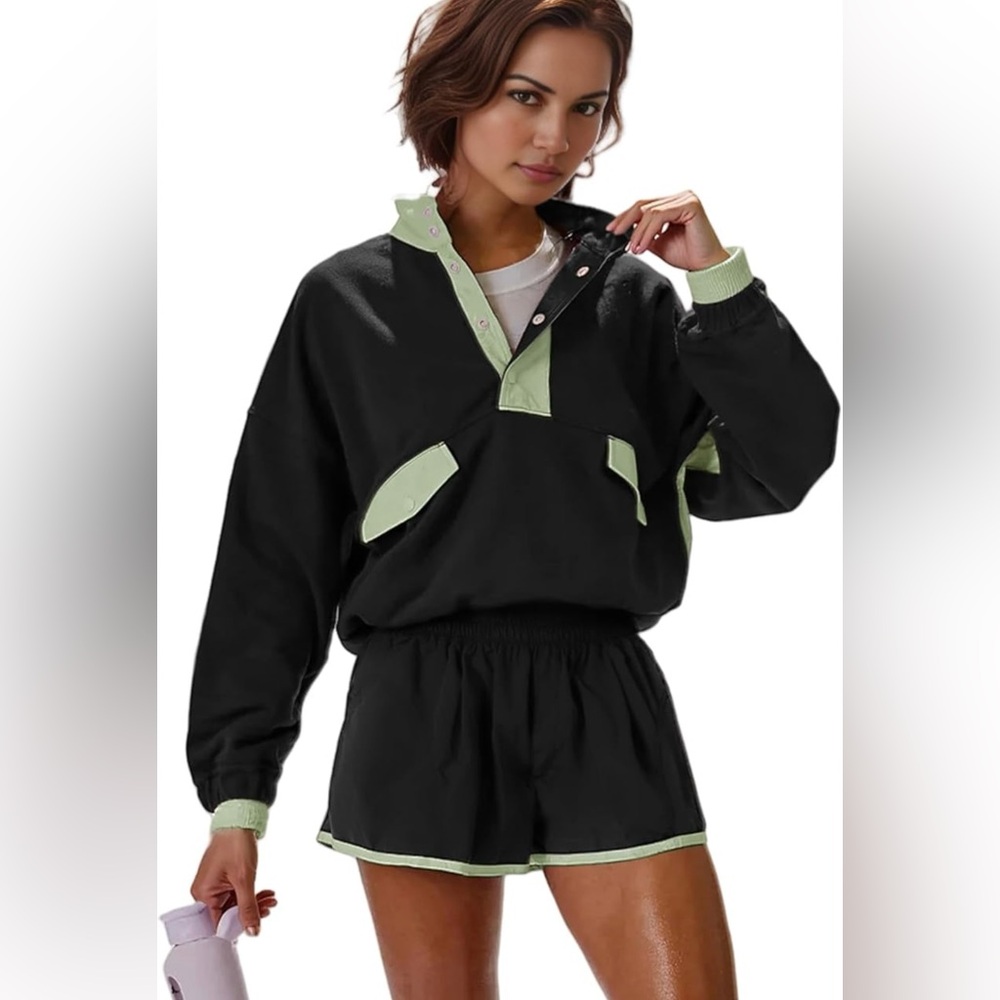 Stylish Black and Green Women's shorts set